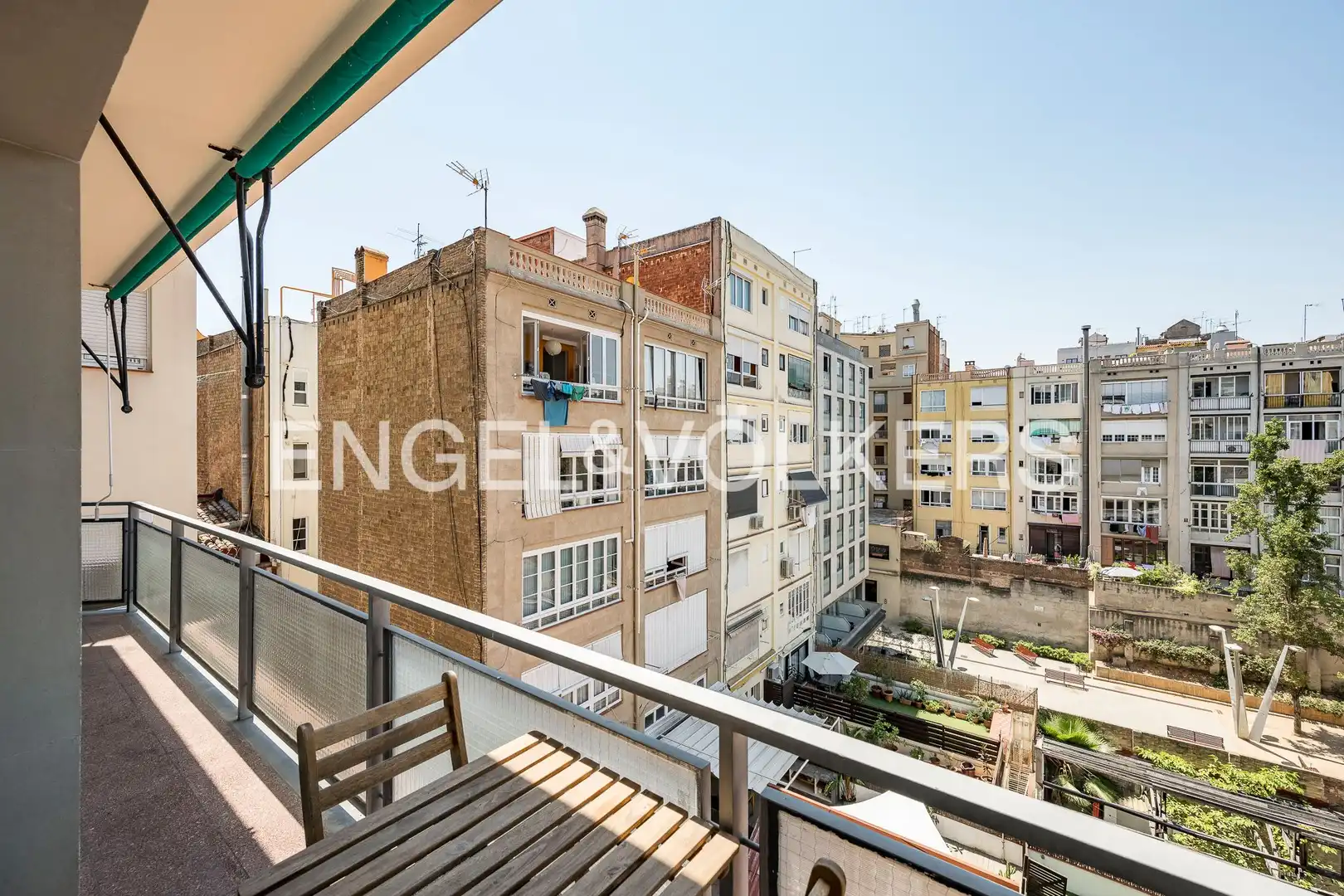 Terrasse von Wohnung zum Verkauf in Barcelona mit Klimaanlage, Heizung und Parkett