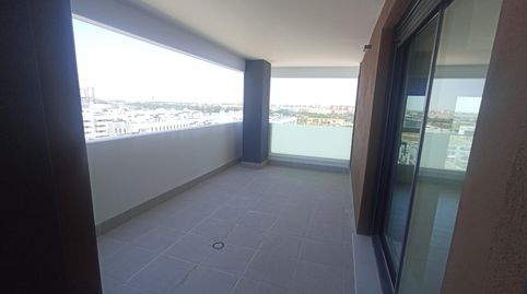 Foto 2 von Wohnung zur Miete in Palmas Altas, Sevilla Capital