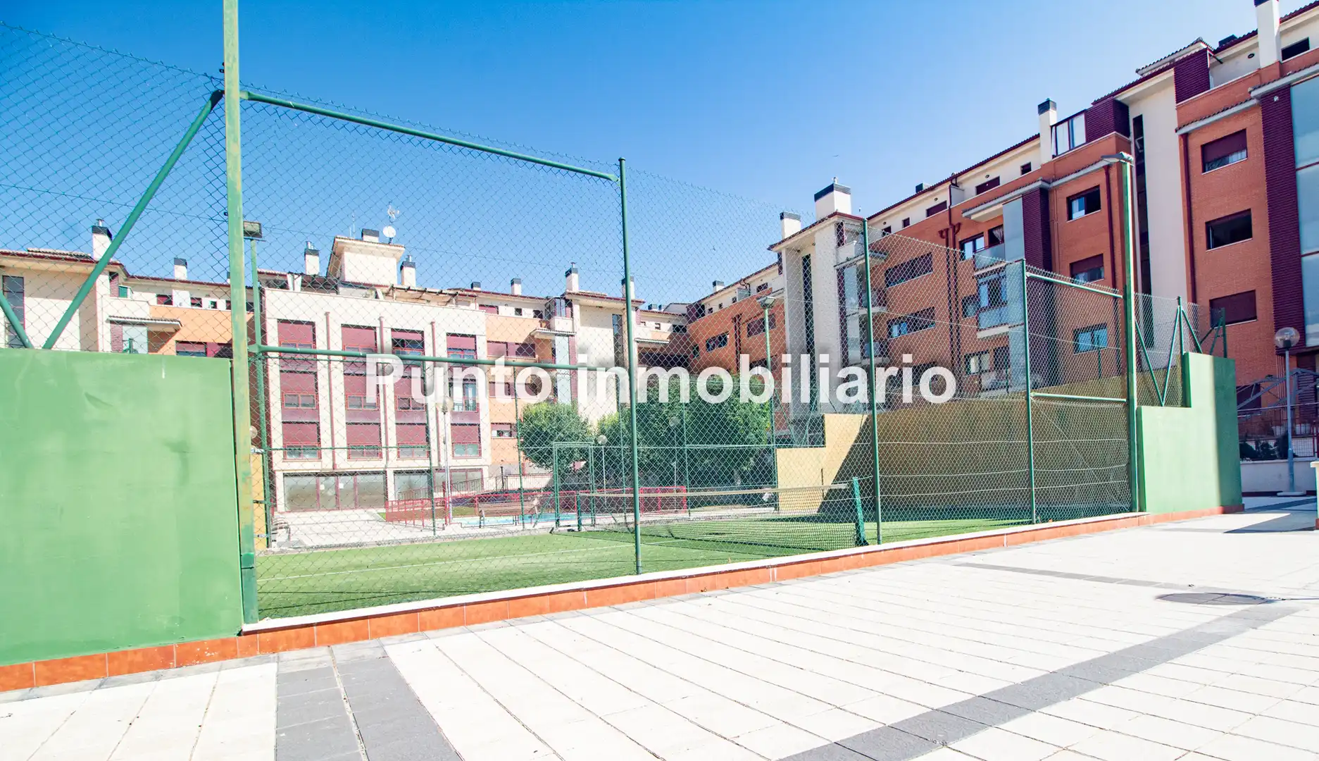 Parking of Flat for sale in Arroyo de la Encomienda  with Heating, Parquet flooring and Storage room