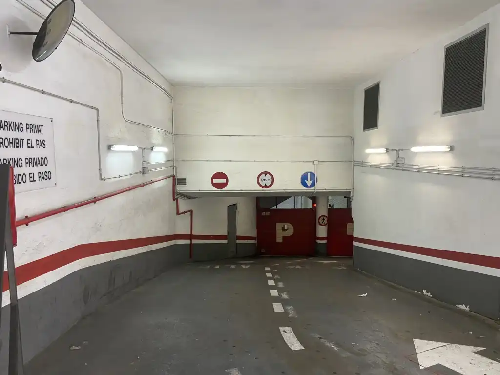Individual for sale in Plaça Urquinaona, imagen 9