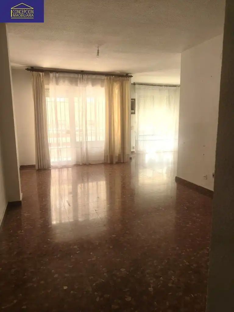 Wohnzimmer von Wohnung zum Verkauf in Córdoba mit Terrasse und Balkon