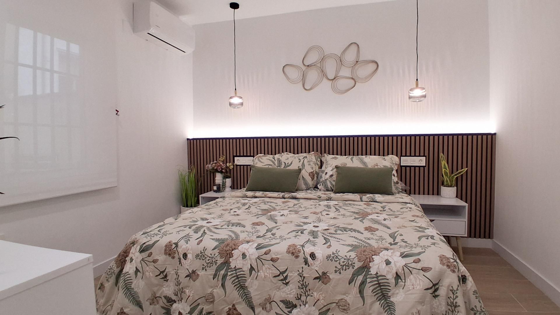 Bedroom of Apartment for sale in Salamanca Capital