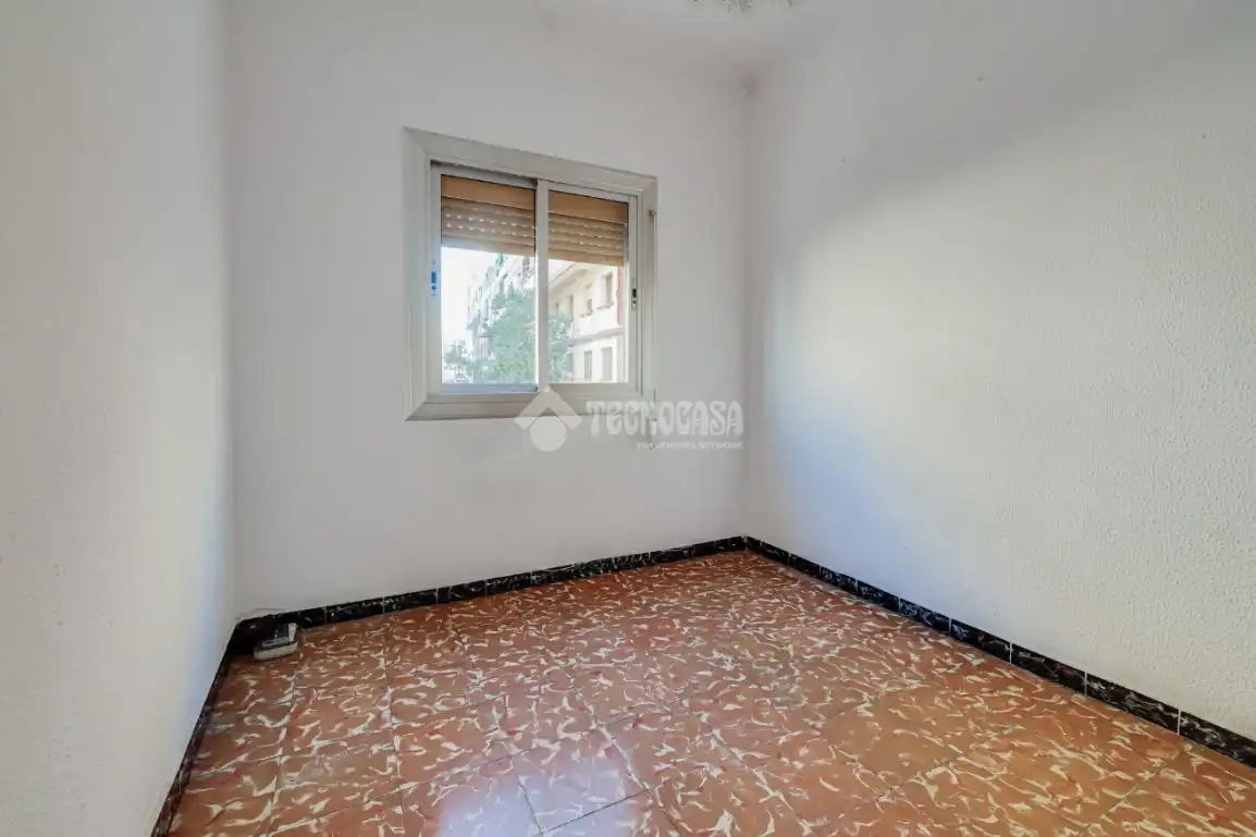 Bedroom of Flat for sale in Salut - Lloreda