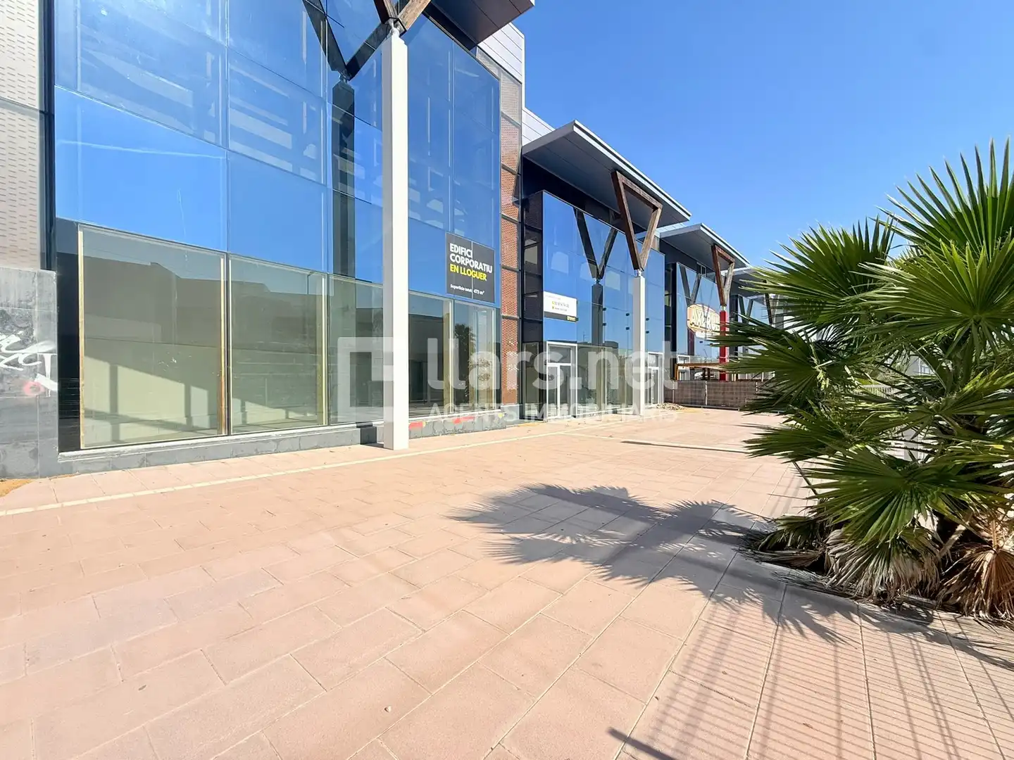 Exterior view of Industrial buildings for rent in Vilanova i la Geltrú