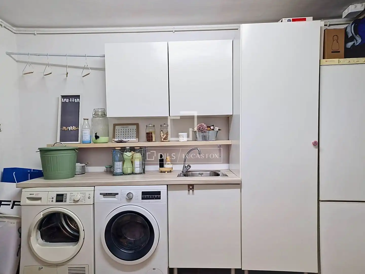 Cuina de Casa o xalet en venda en Vilanova i la Geltrú amb Aire condicionat, Calefacció i Jardí privat