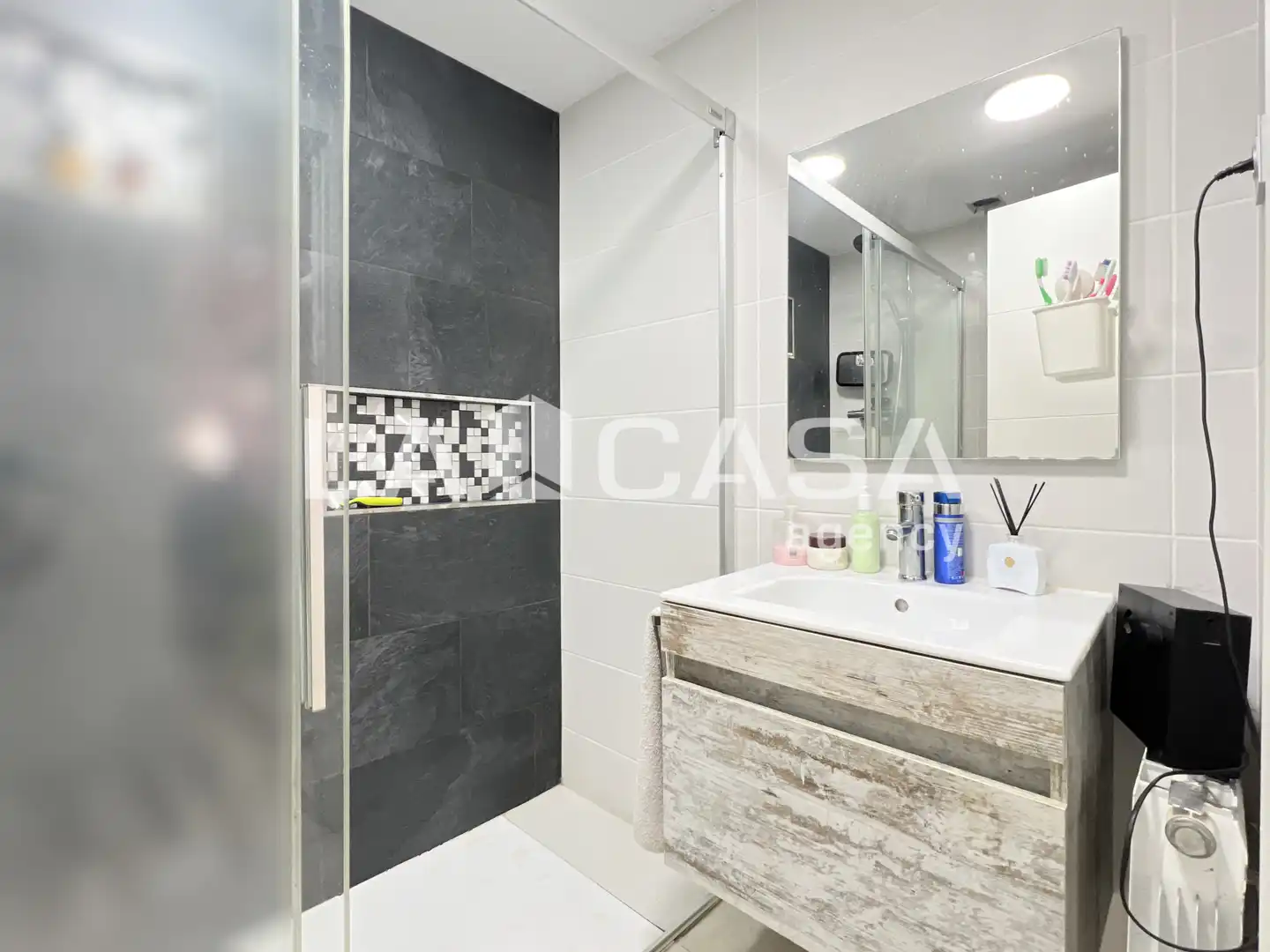 Baño de Piso en venta en Badalona con Terraza y Balcón