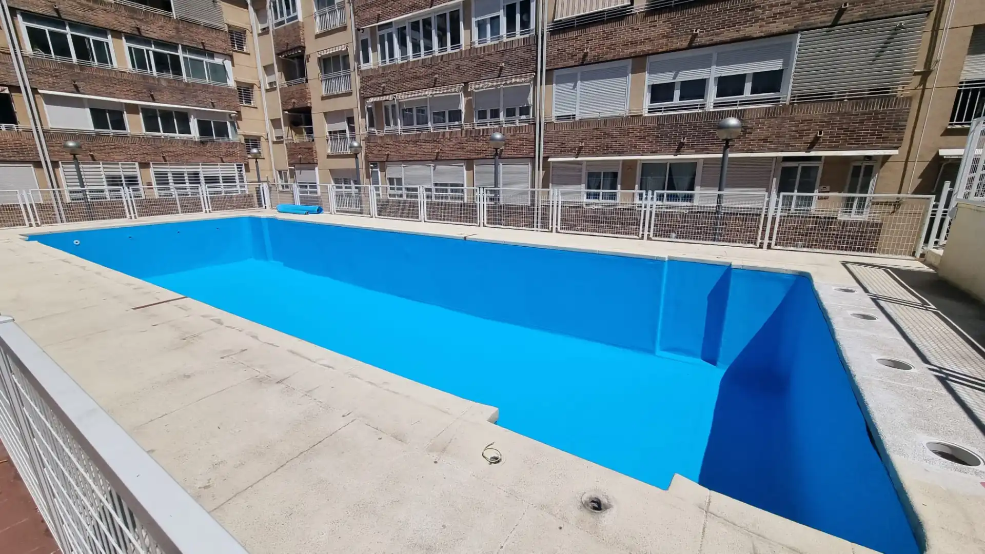 Piscina de Pis en venda en Collado Villalba amb Calefacció, Parquet i Terrassa