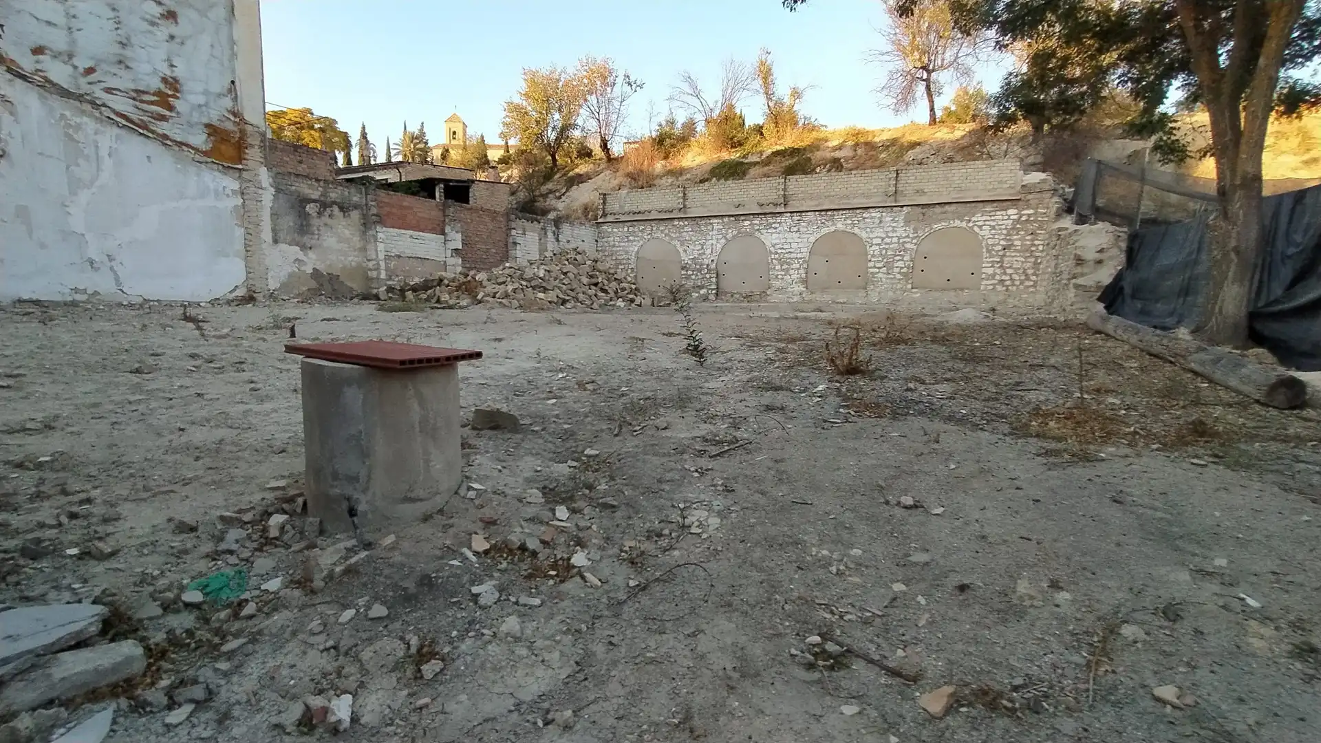 Terreno residencial en venta en Avenida de Cazorla, imagen 2