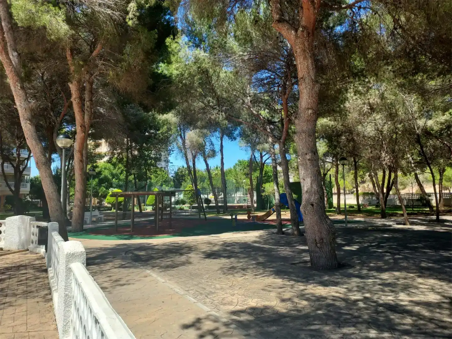 Vista exterior de Apartament de lloguer en Orihuela amb Aire condicionat, Piscina i Balcó
