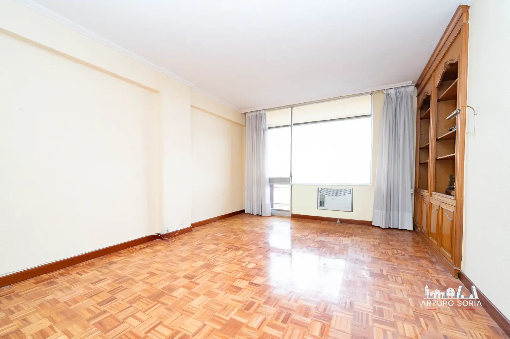 Sala de estar de Piso en venta en Madrid con Calefacción y Terraza