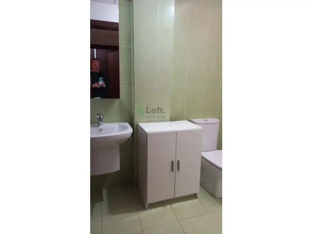 Bany de Apartament en venda en Badajoz amb Aire condicionat