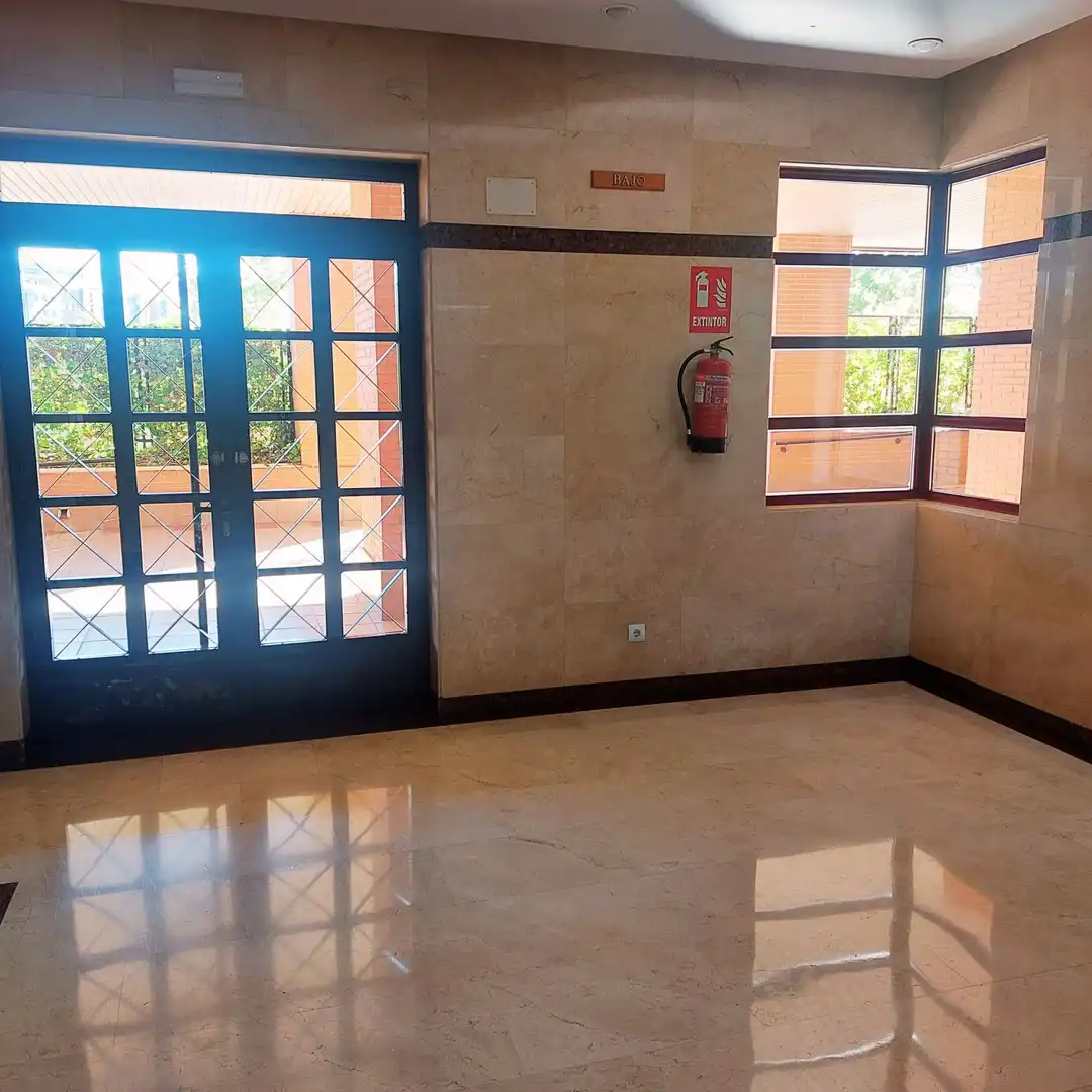 Flat for sale in Madrid  with Air Conditioner, Heating and Terrace