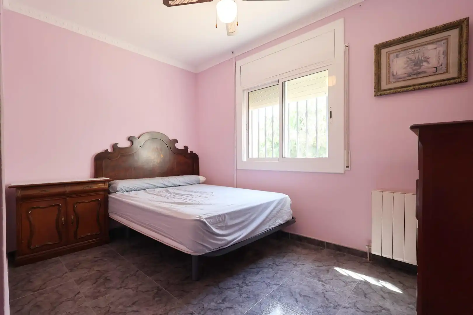 Schlafzimmer von Haus oder Chalet zum Verkauf in Cunit mit Heizung, Terrasse und Schwimmbad