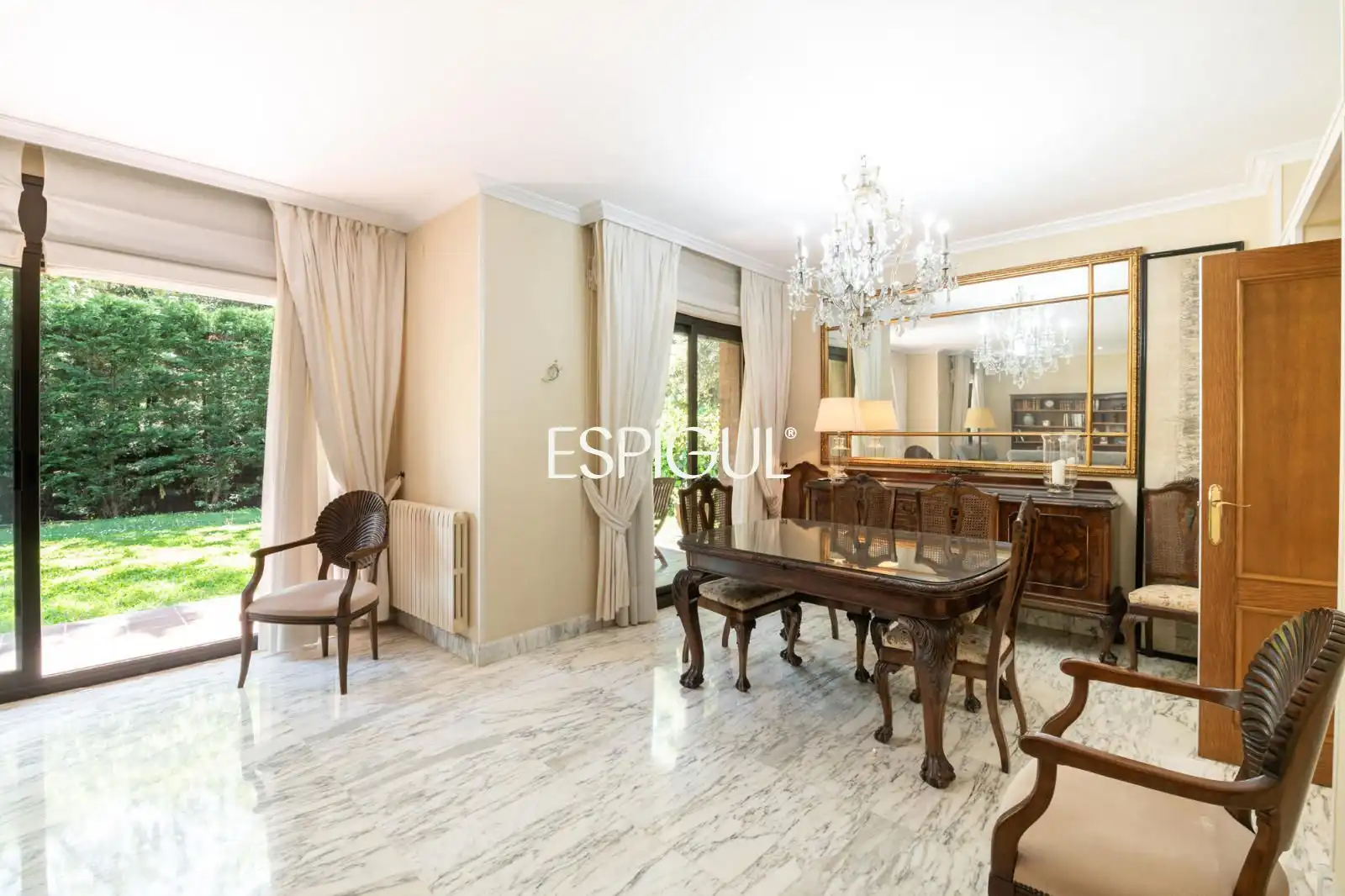 Dining room of Houses for sale in Sant Cugat del Vallès  with Air Conditioner, Heating and Storage room