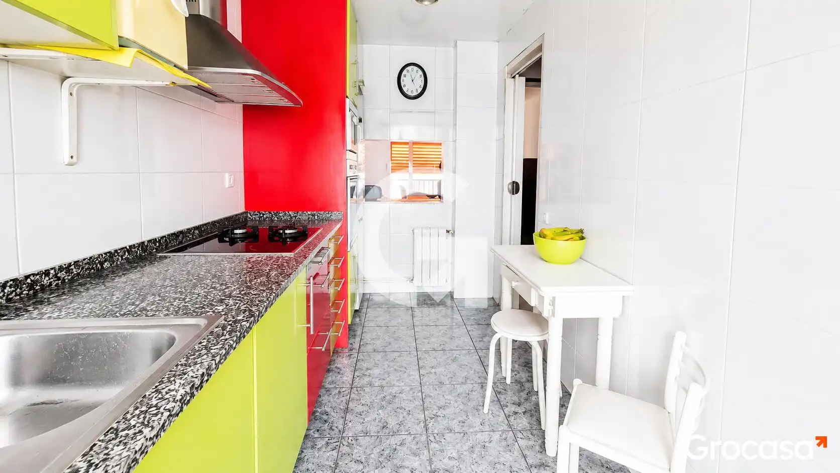 Cocina de Piso en venta en Vilanova i la Geltrú con Calefacción, Horno y Balcón