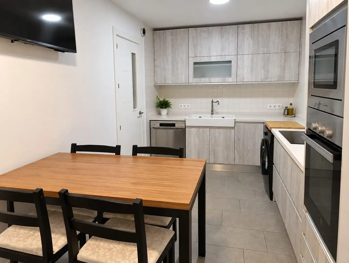 Terraced house with pool for sale in Huévar del Aljarafe, imagen 7