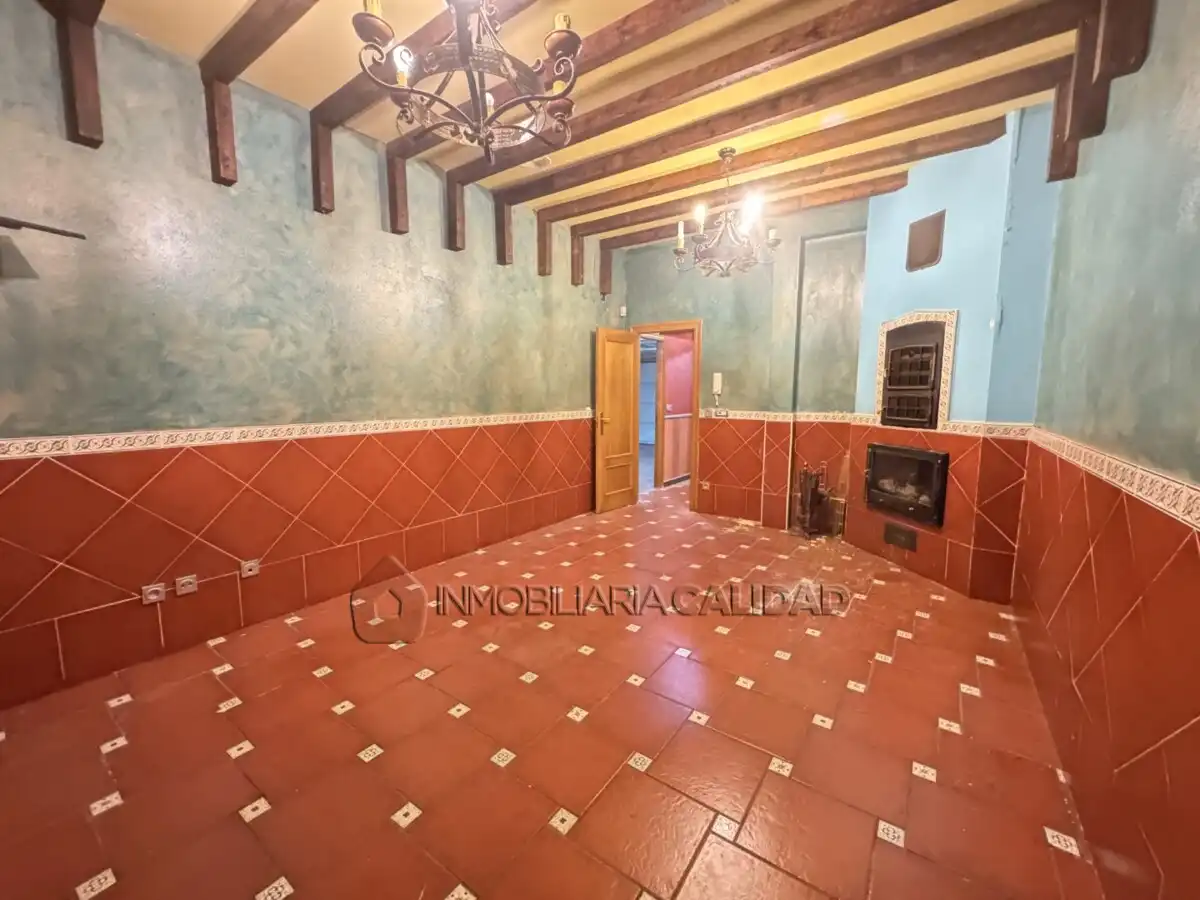 Houses for sale in Burgos  with Heating