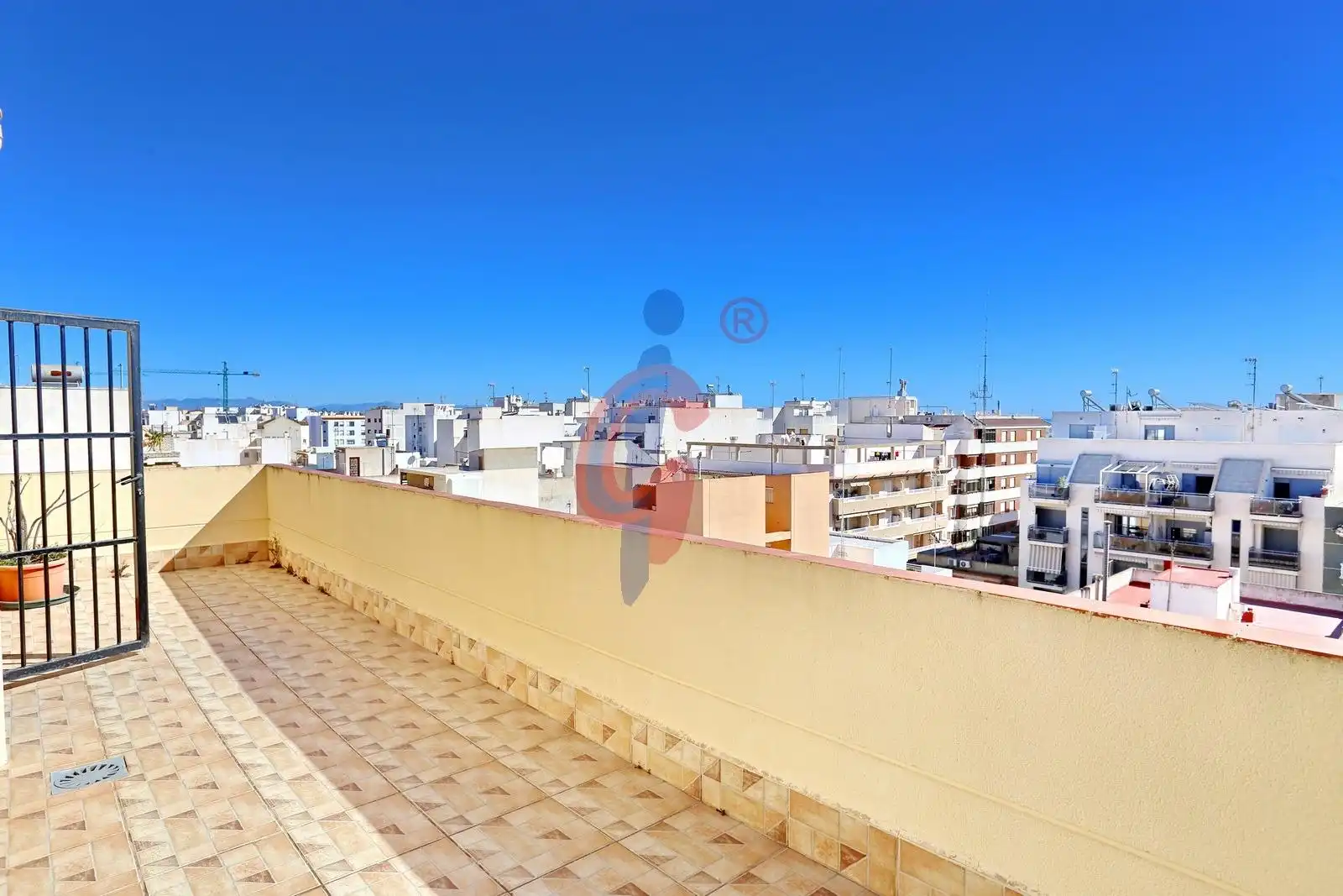 Terraza de Ático en venta en Guardamar del Segura con Aire acondicionado y Amueblado
