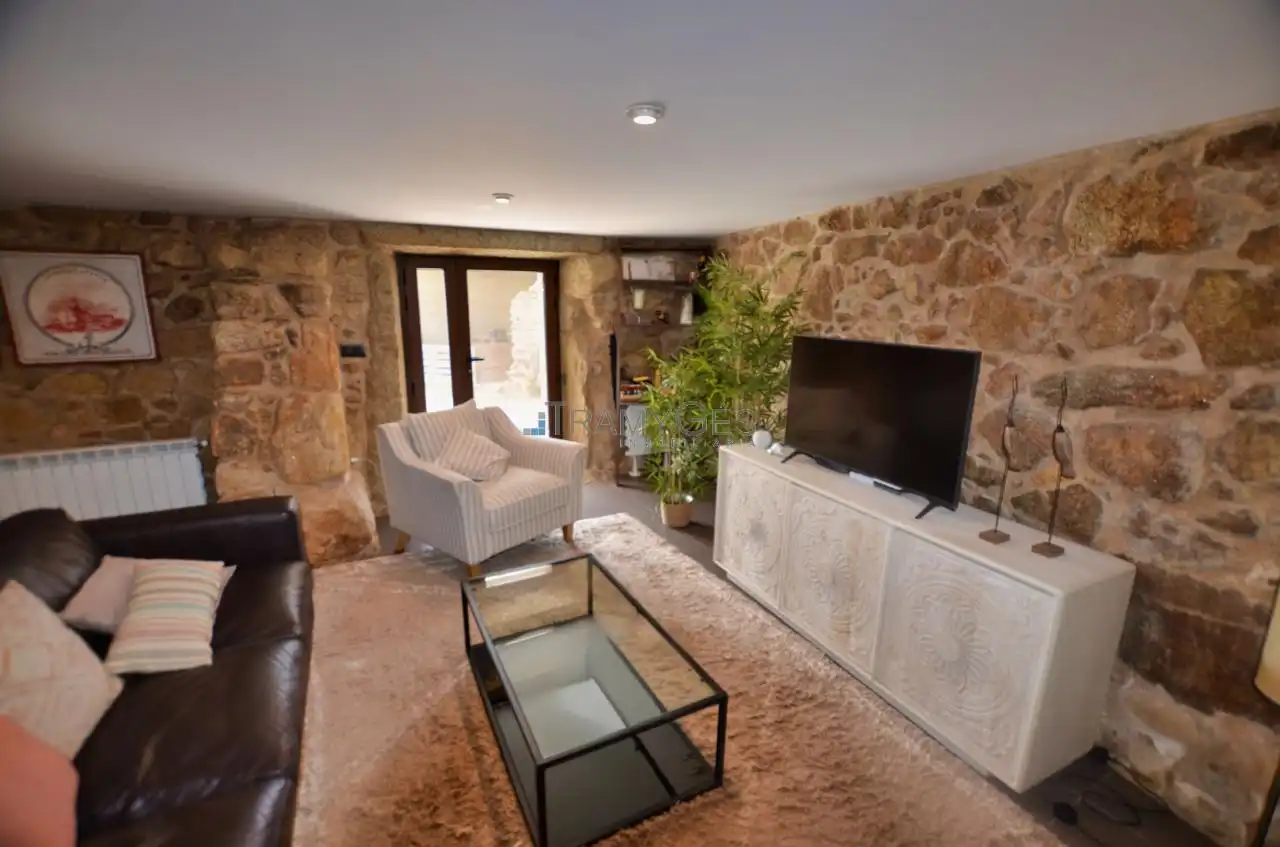 Sala d'estar de Casa o xalet en venda en O Rosal   amb Calefacció, Jardí privat i Terrassa