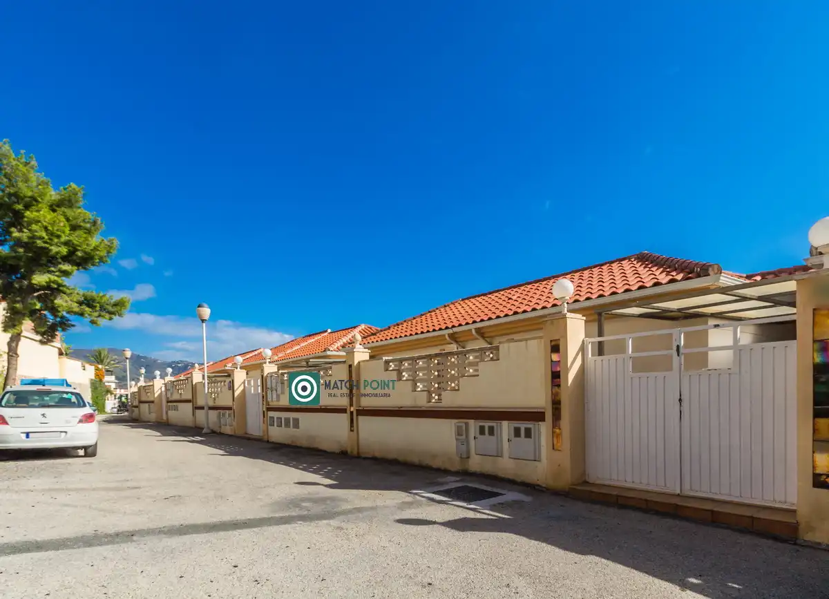 Detached homes for rent in Almuñécar, Granada