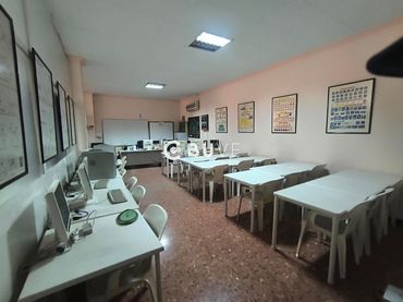 Locale commerciale in vendita a Alaminos 29
