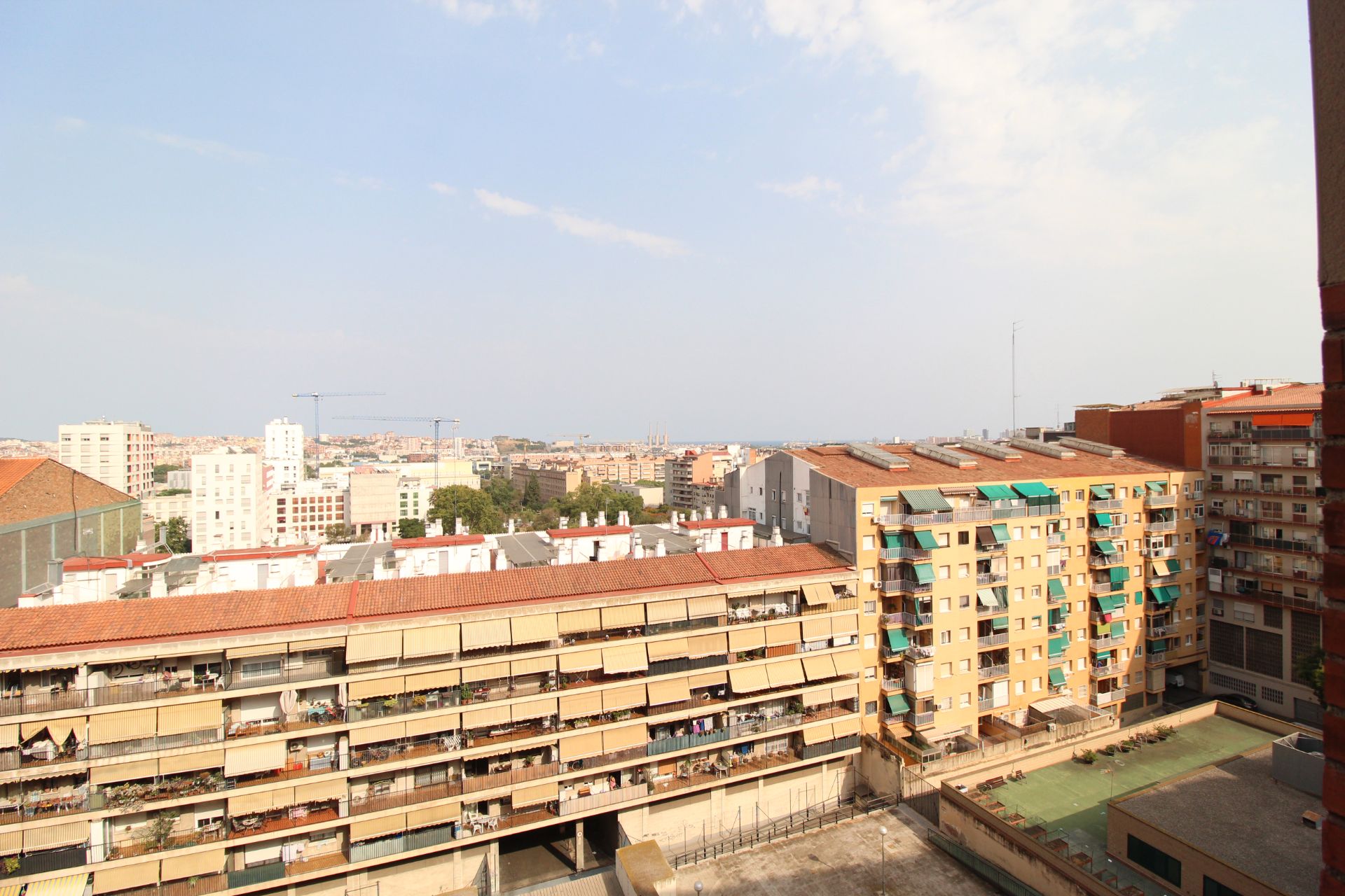 Vista exterior de Piso en venta en  Barcelona Capital con Balcón
