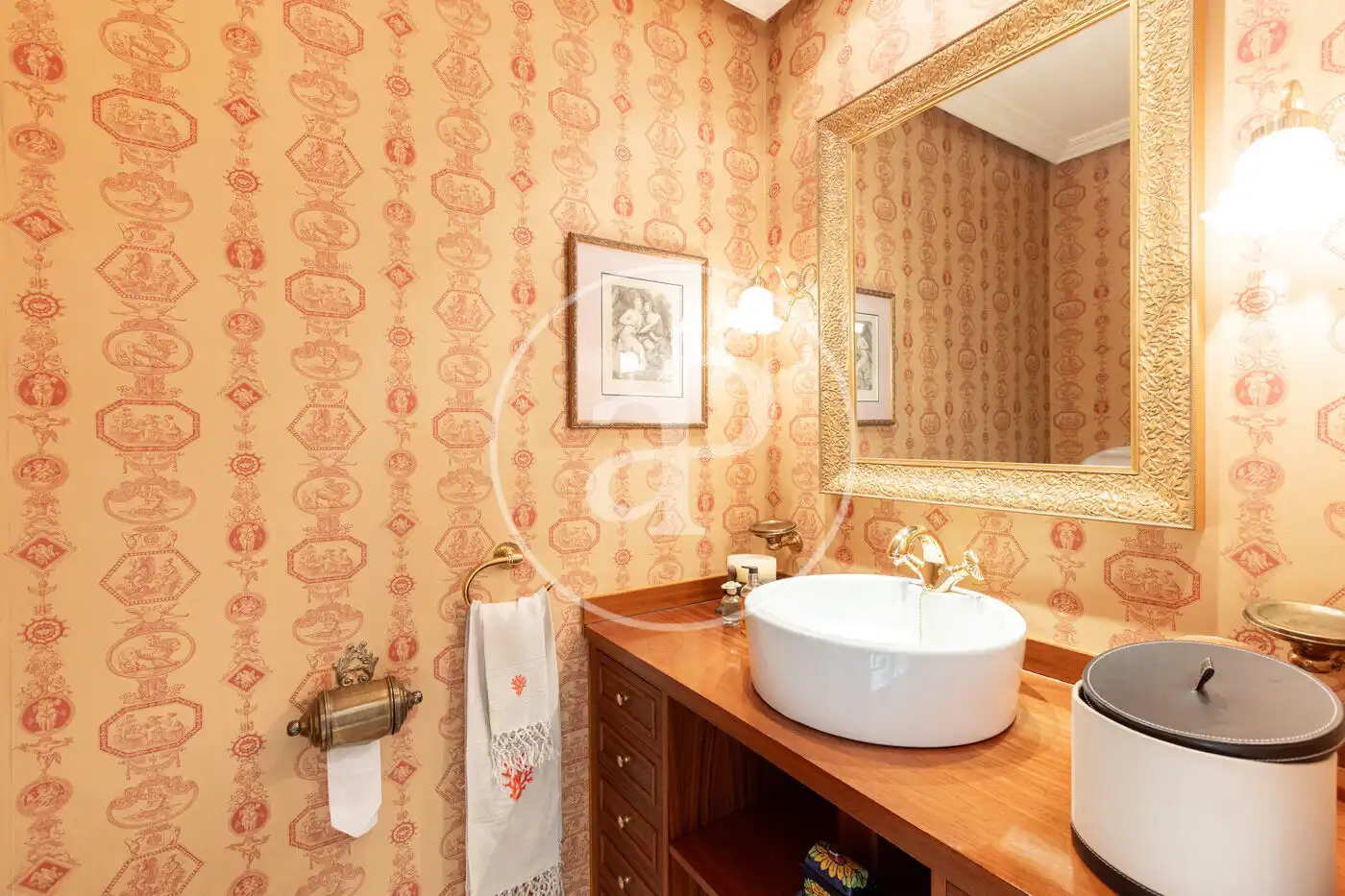 Baño de Casa o chalet en venta en Torrelodones con Aire acondicionado, Calefacción y Jardín privado