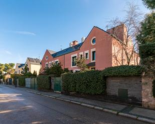 Exterior view of House or chalet to rent in  Madrid Capital  with Air Conditioner, Heating and Private garden