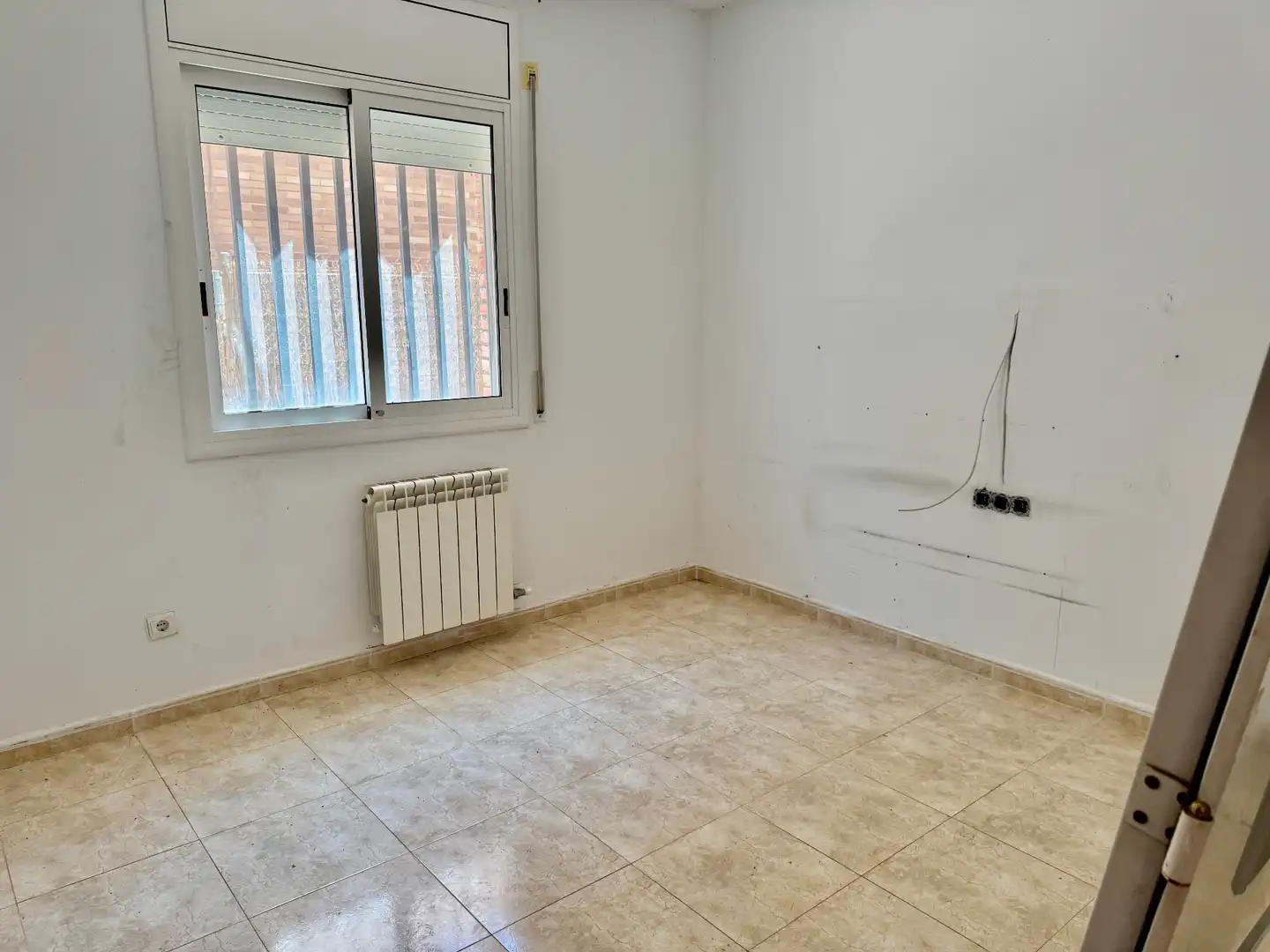 Einfamilien-Reihenhaus zum Verkauf in Calafell mit Heizung, Privatgarten und Terrasse