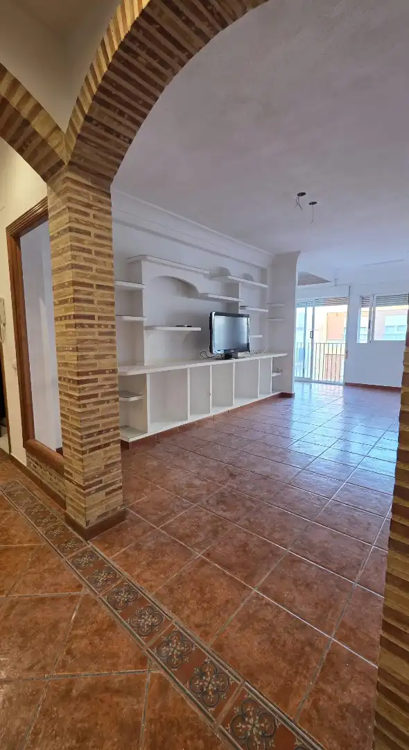 Flat with balcony for sale in Sant Josep - Zona Hospital