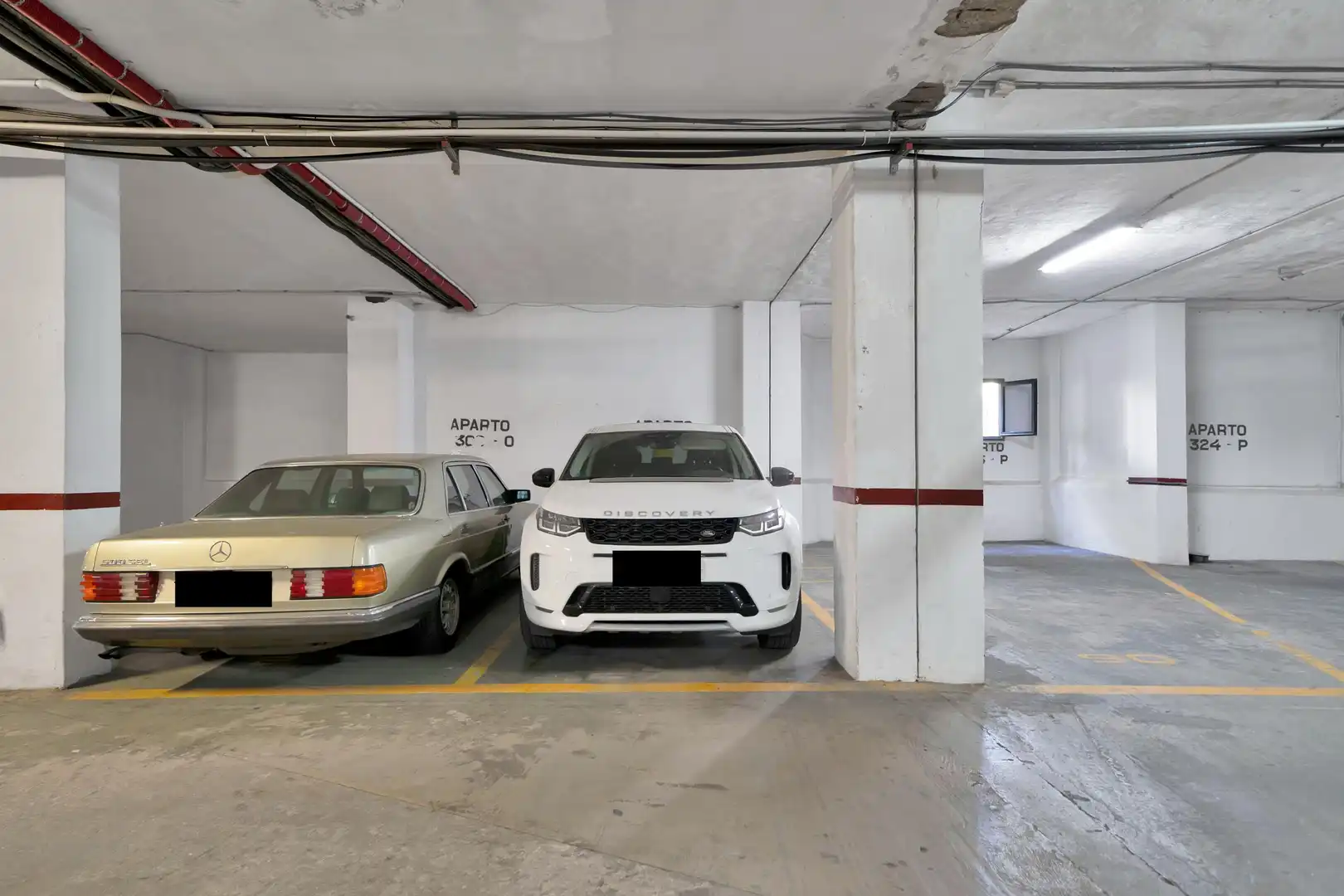 Parkplatz von Maisonette zum Verkauf in Marbella mit Klimaanlage und Heizung
