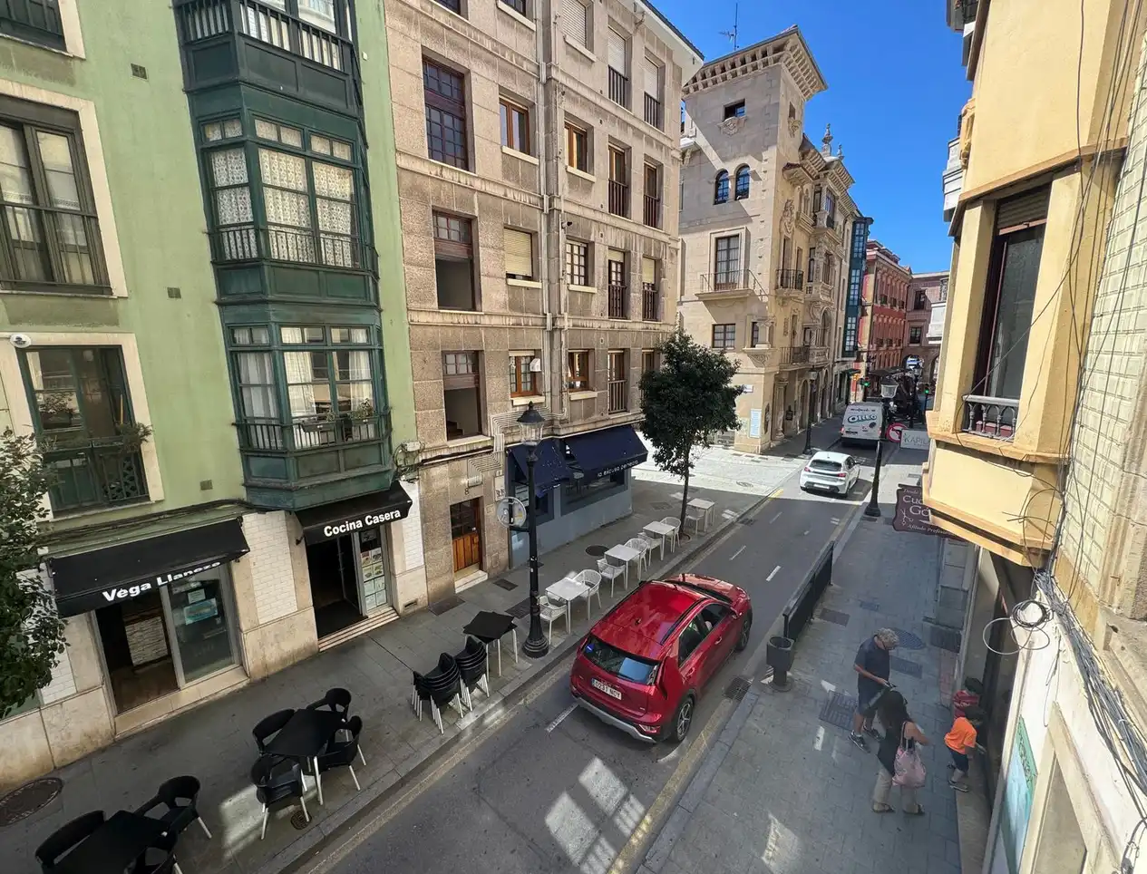 Vista exterior de Piso en venta en Gijón  con Calefacción y Parquet