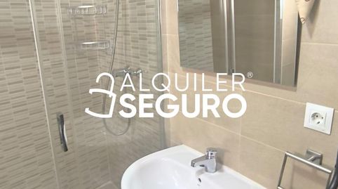 Foto 2 de Piso de alquiler en Polvero, Sta. Aurelia - Cantábrico - Atlàntico - La Romería, Sevilla Capital