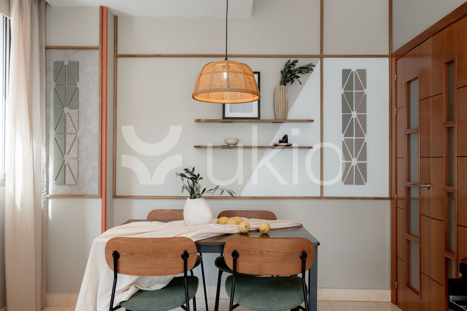 Dining room of Apartment to rent in  Madrid Capital  with Air Conditioner, Heating and Furnished