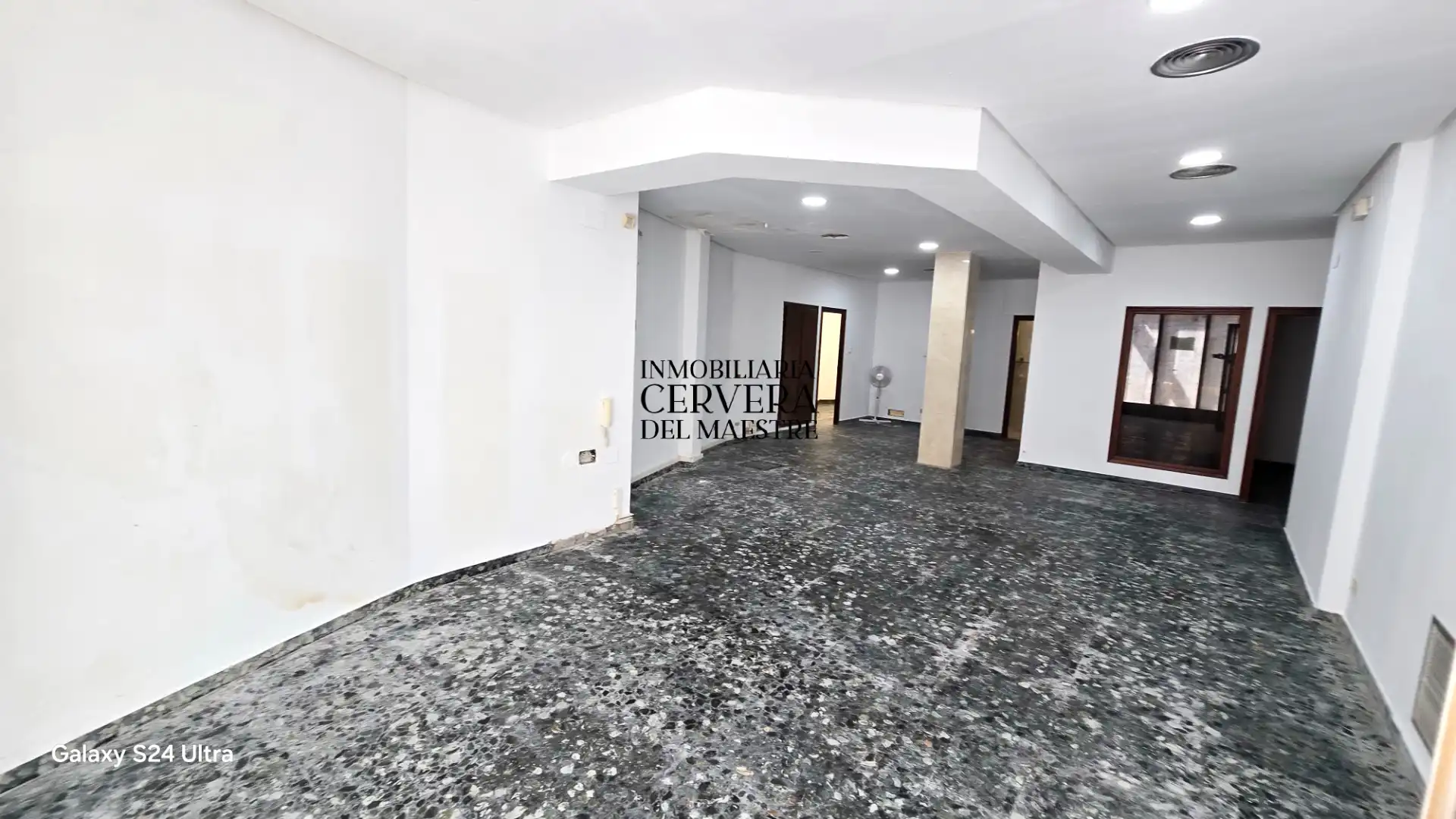 Oficina en venta en Cervera del Maestre