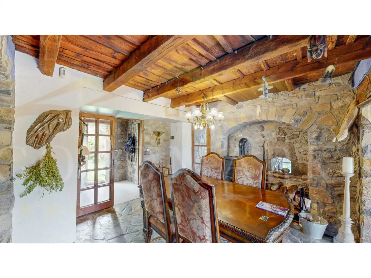 Comedor de Finca rústica en venta en Sant Jaume de Frontanyà con Calefacción y Jardín privado