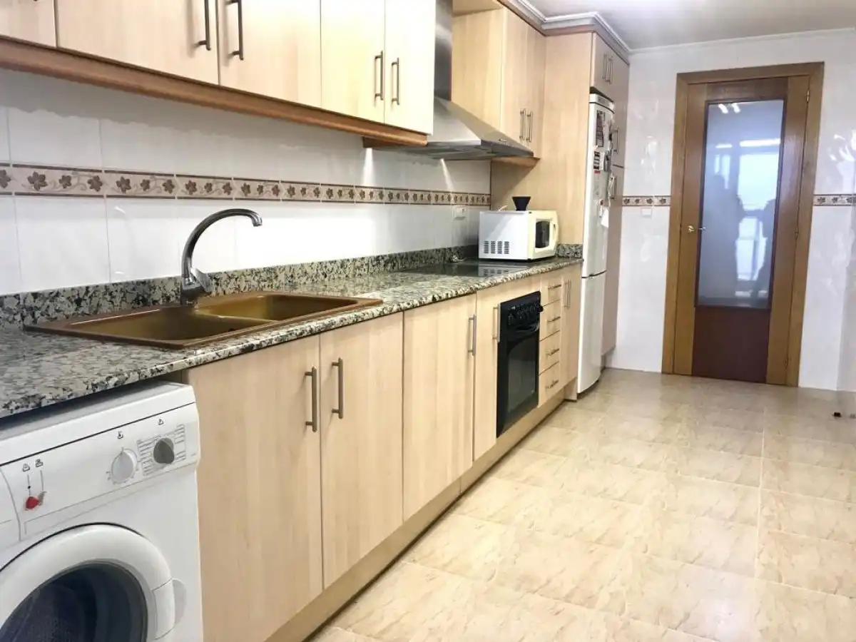 Cocina de Piso de alquiler en Manises con Aire acondicionado, Calefacción y Amueblado