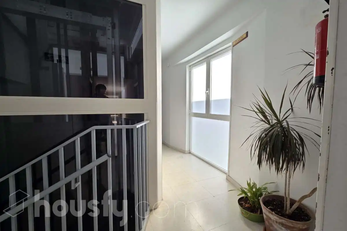 Balcony of Flat for rent in Madrid  with Heating and Furnished