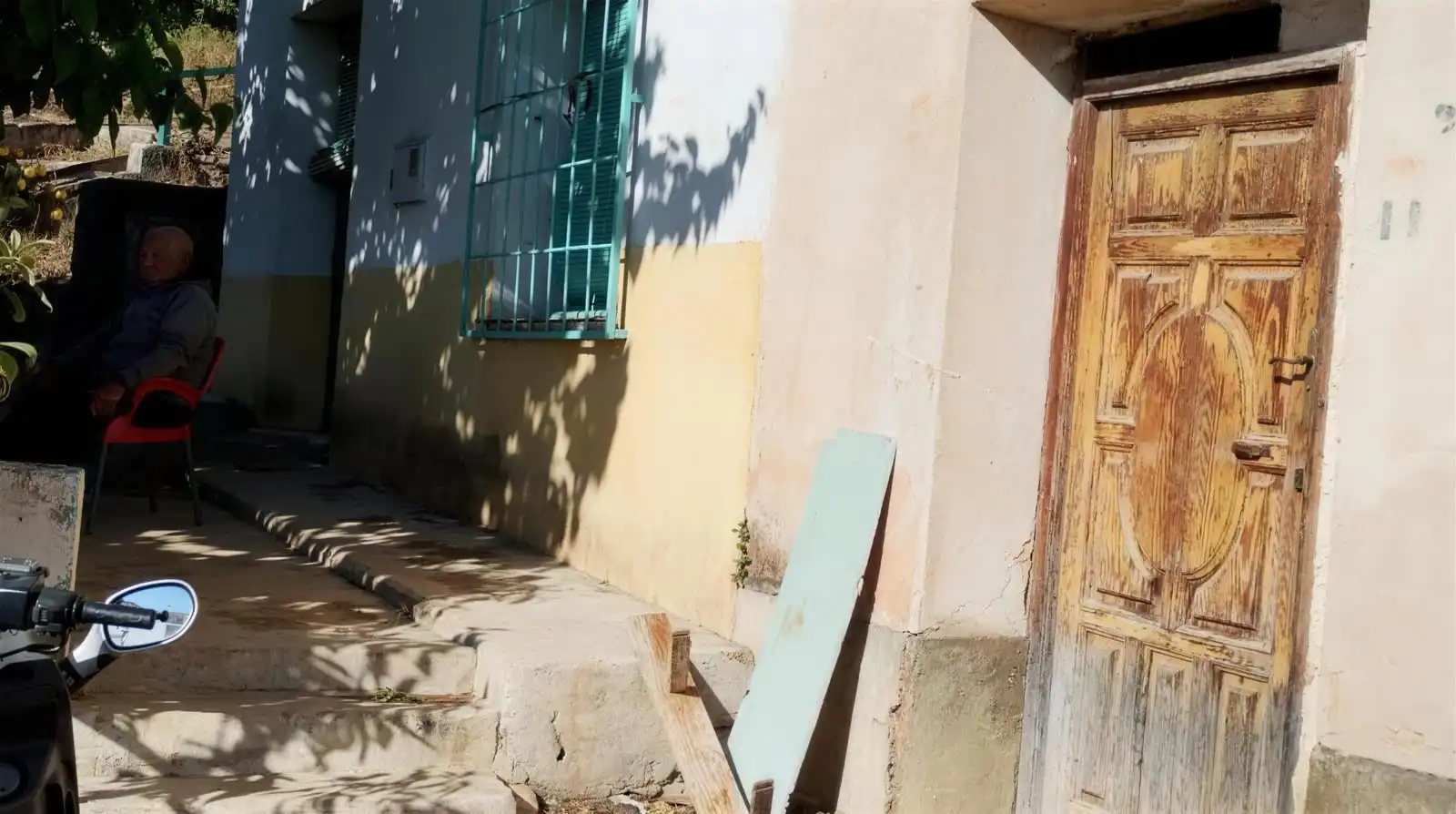 Vista exterior de Casa adosada en venta en Orihuela