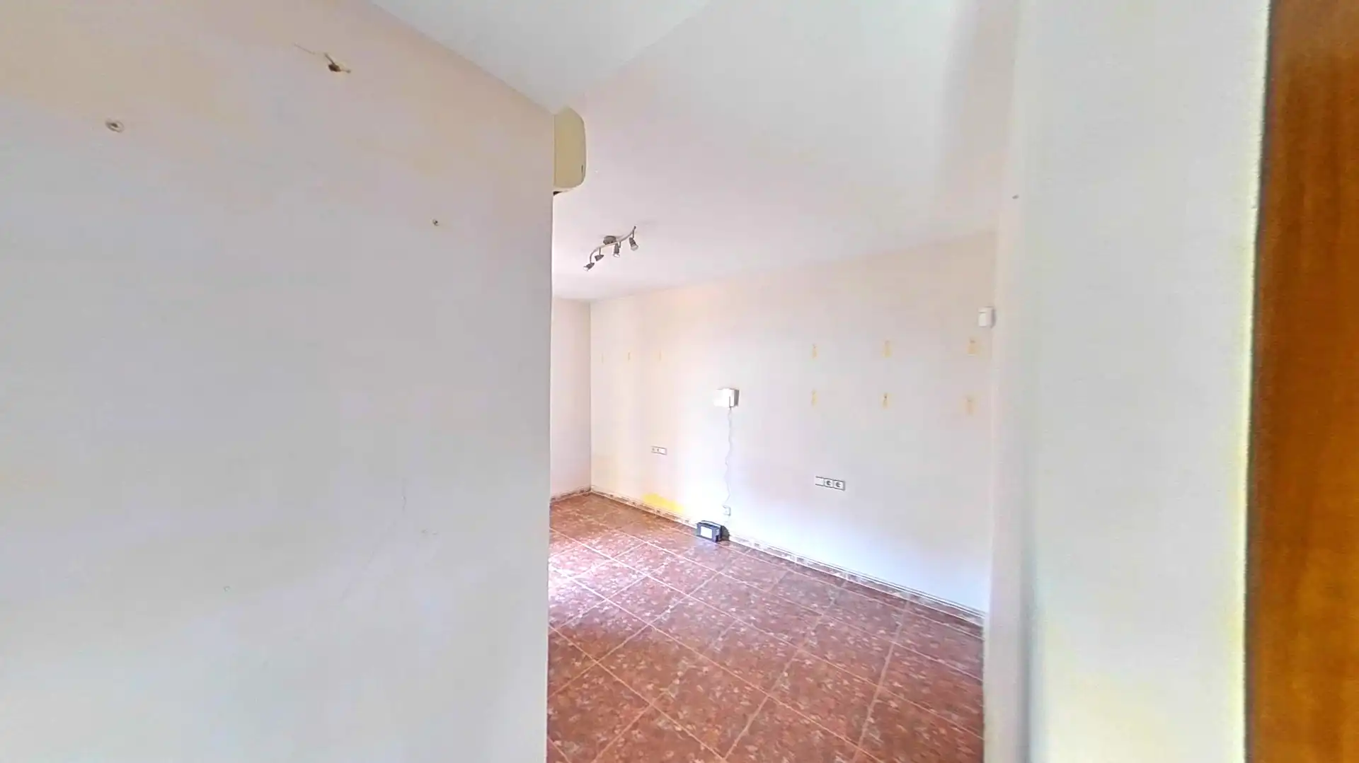 Wohnung zum Verkauf in Vilafranca del Penedès mit Heizung, Terrasse und Abstellraum