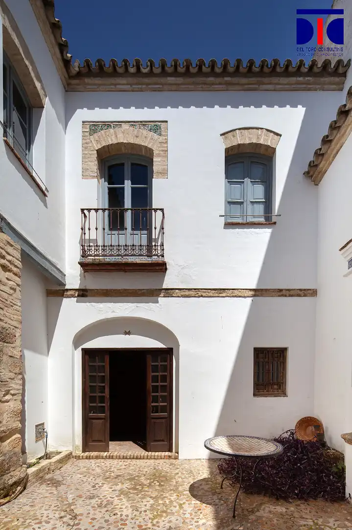 Vista exterior de Finca rústica en venta en Carmona con Aire acondicionado, Calefacción y Jardín privado
