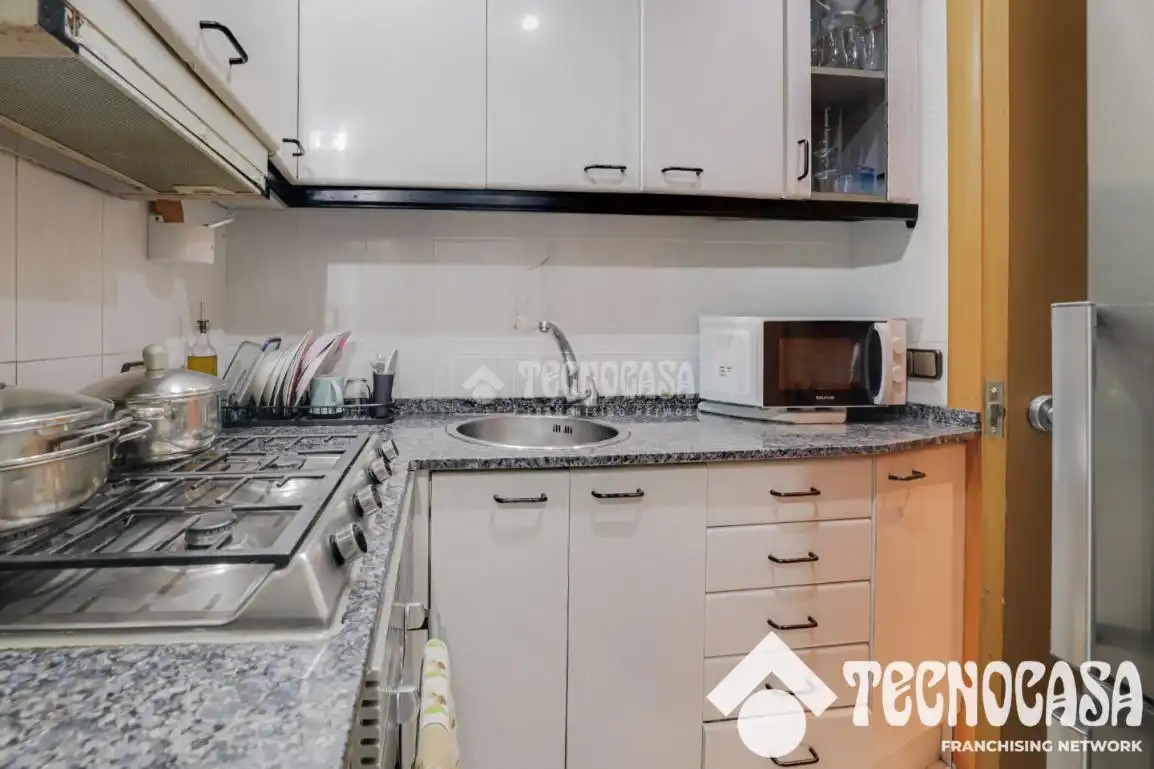 Cocina de Piso en venta en Barcelona con Aire acondicionado y Parquet