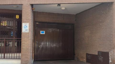 Photo 2 of Garage to rent in Calle Alcalá, 388, Pueblo Nuevo, Madrid
