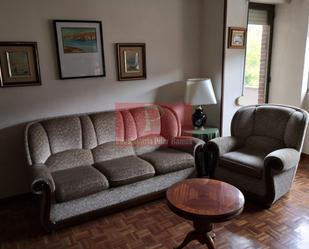 Living room of Flat for sale in Soto y Amío