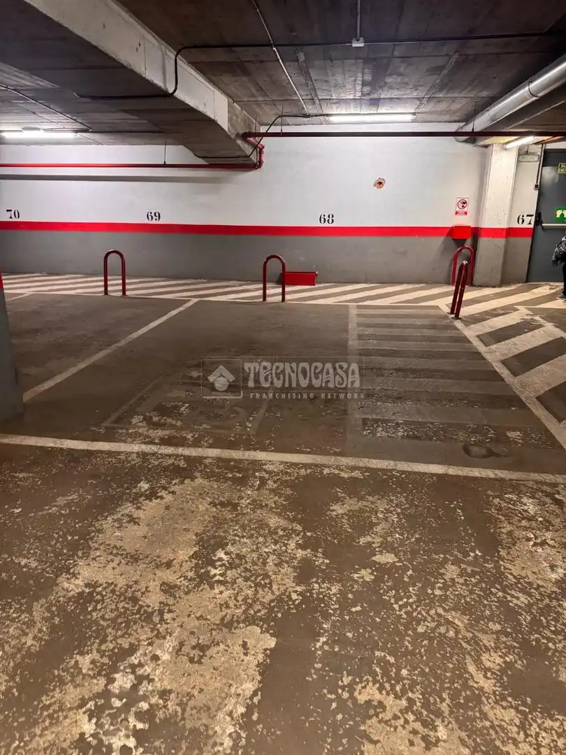 Parkplatz von Garage zur Miete in Alcobendas