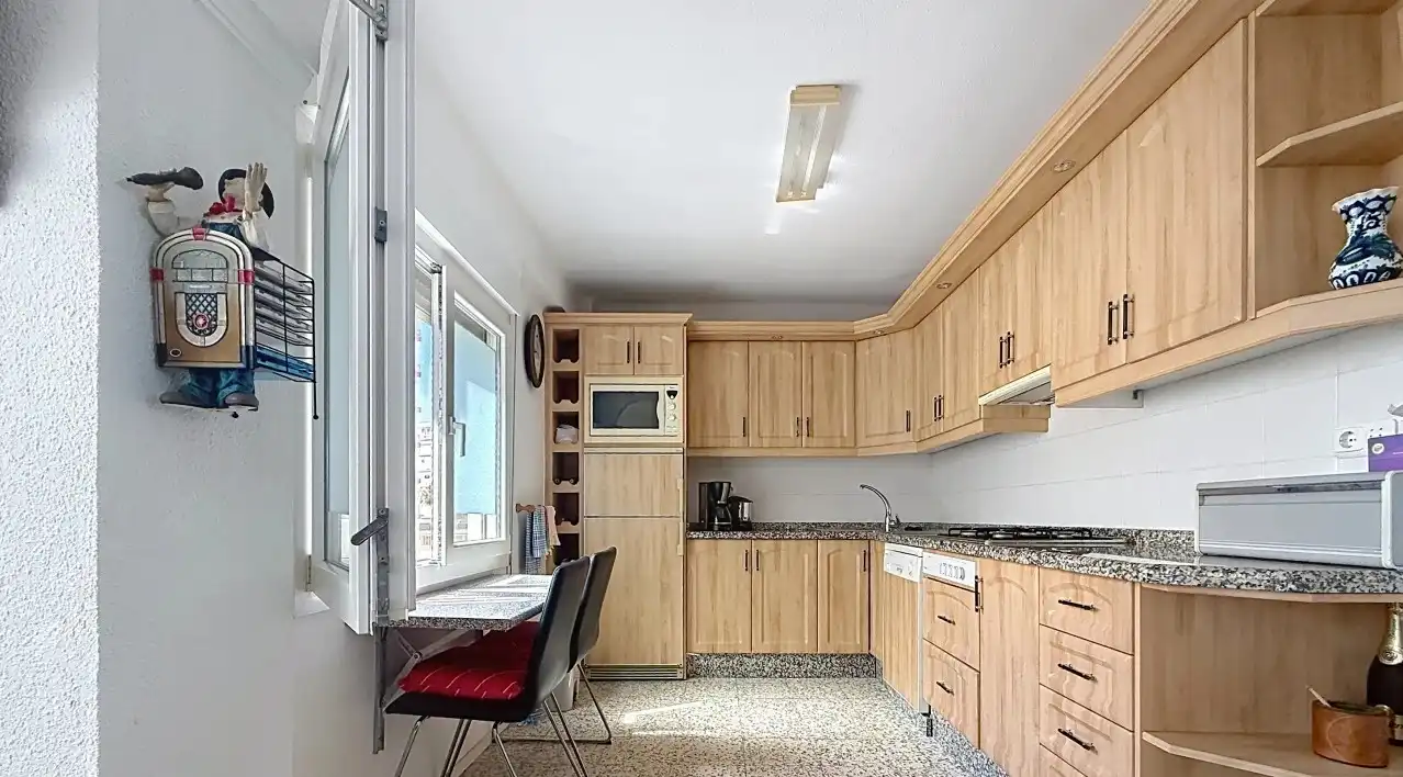 Wohnung mit Pool zum Verkauf in Paseo Marítimo de Poniente 29, imagen 4