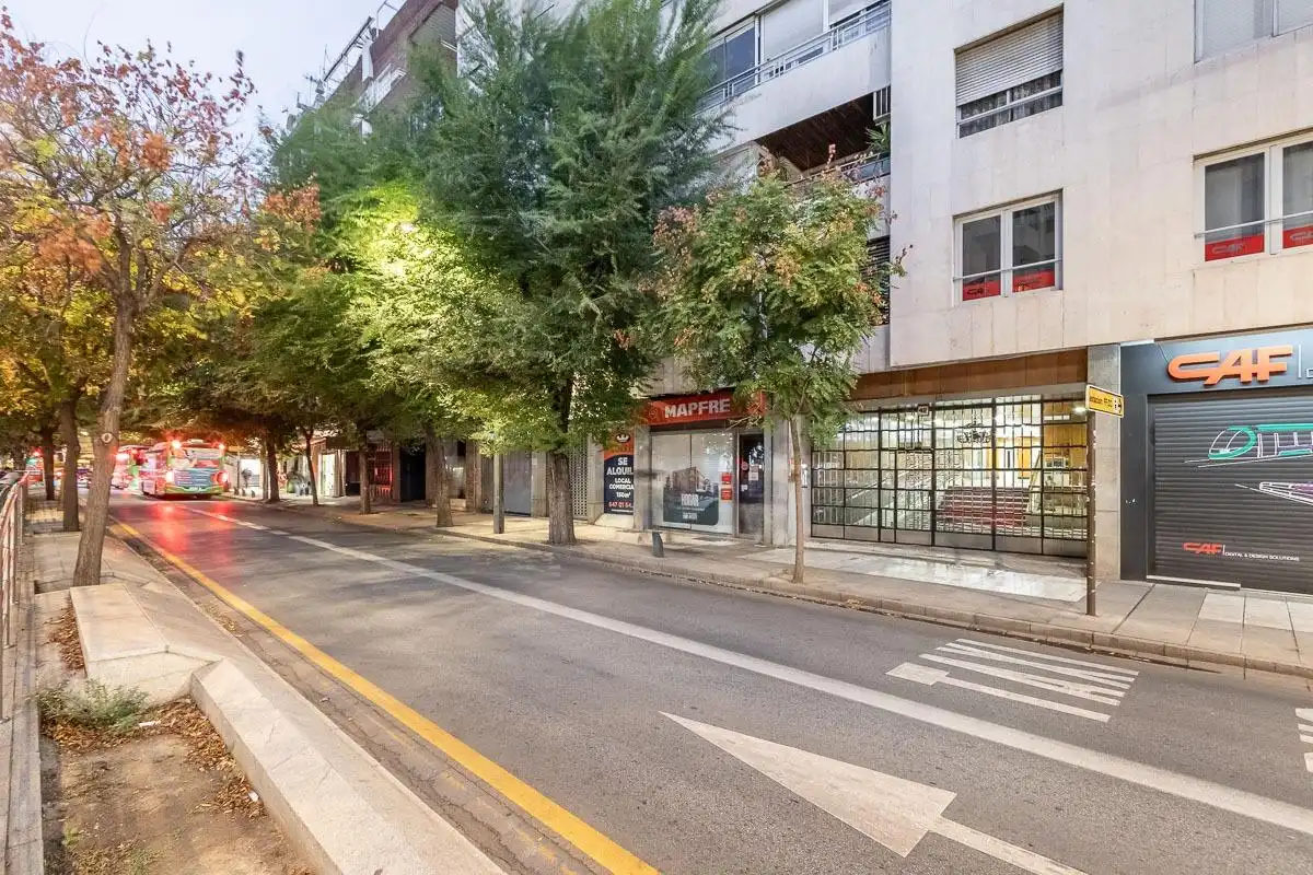 Local comercial de lloguer a Beiro, imagen 18