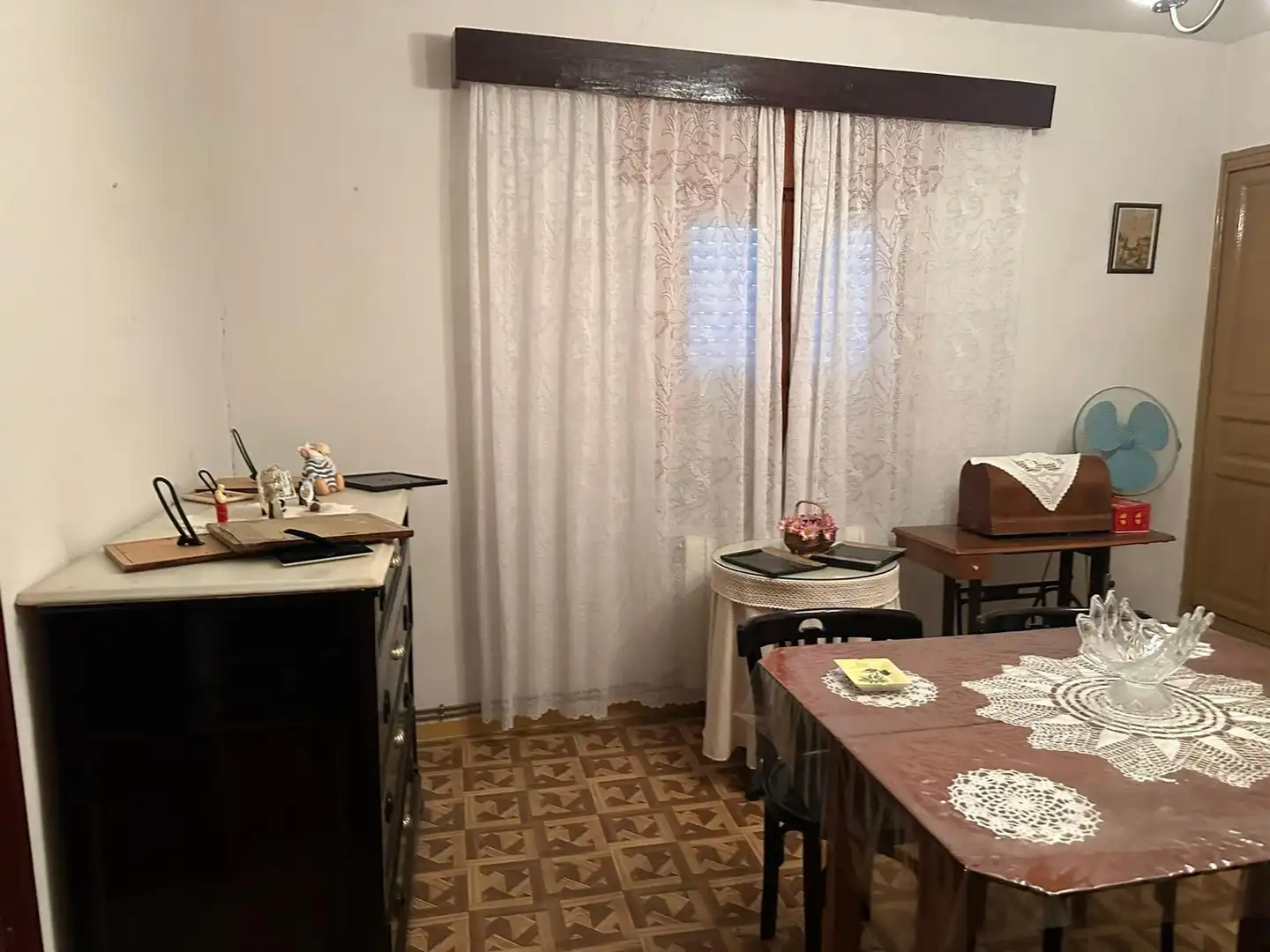 Menjador de Casa o xalet en venda en Estremera amb Calefacció i Terrassa