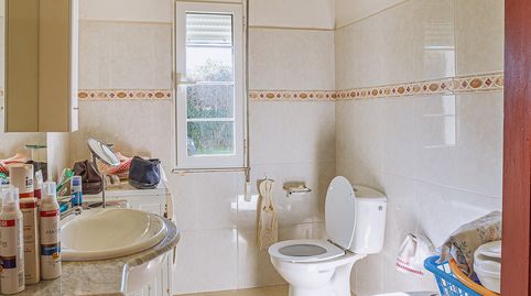 Dos casas unidas con bar tradicional y hórreo en Roupar, imagen 5