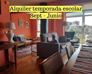 Living room of Flat to rent in Santander  with Heating, Parquet flooring and Terrace